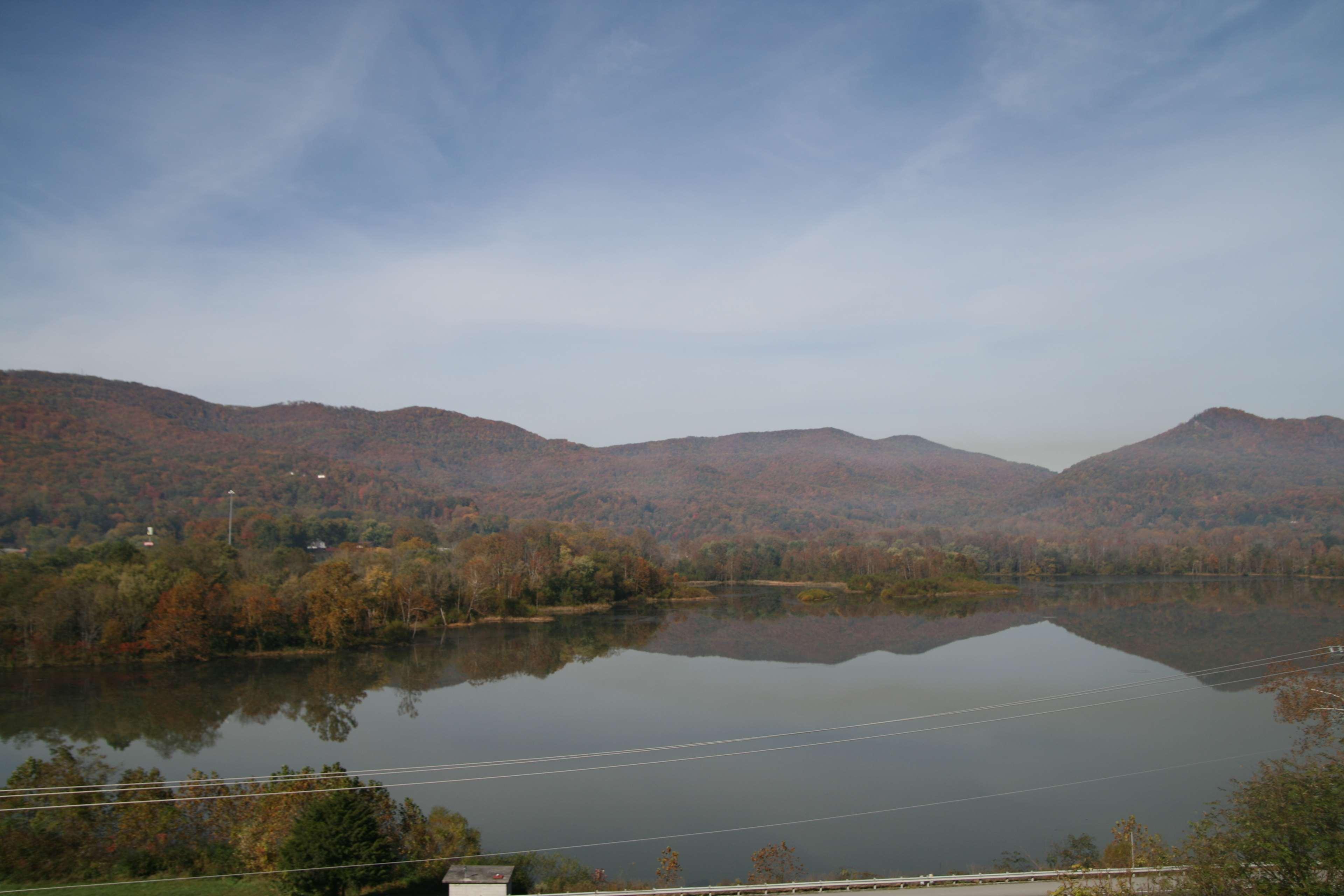 Hampton Inn Caryville-I-75/Cove Lake-State Park Exterior photo